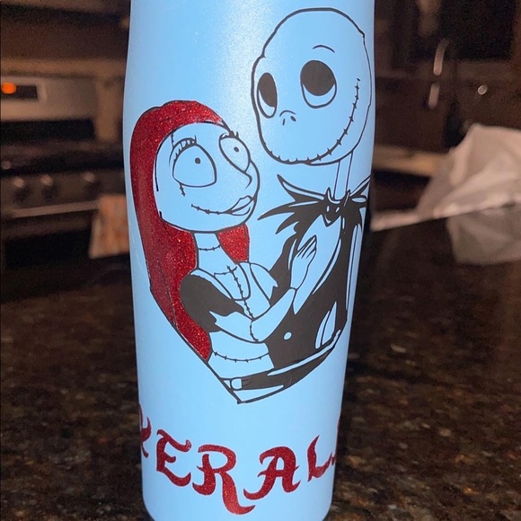 Custom shirts,hoodies,beanies,keychains and waterbottles email me for oreders 💌 - Picture 7 of 8